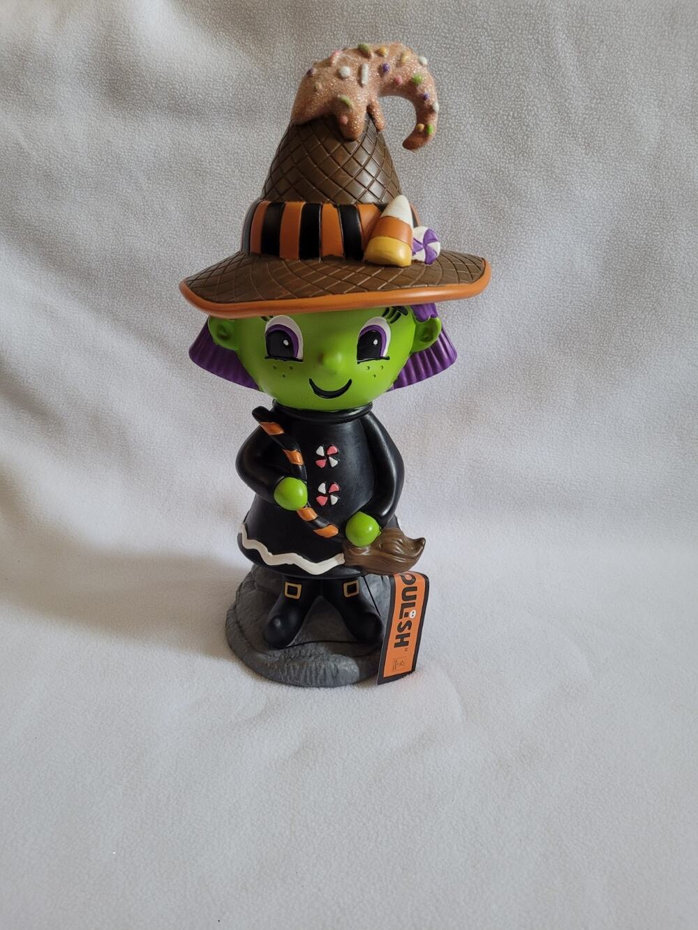 GHOULISH GREEN WITCH FIGURINE CANDY CORN SWEET TREATS HALLOWEEN TABLETOP DECOR